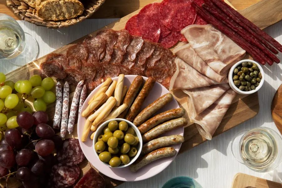 Charcutería curada y cocida: diferencias clave en conservación y consumo- Noticia 150