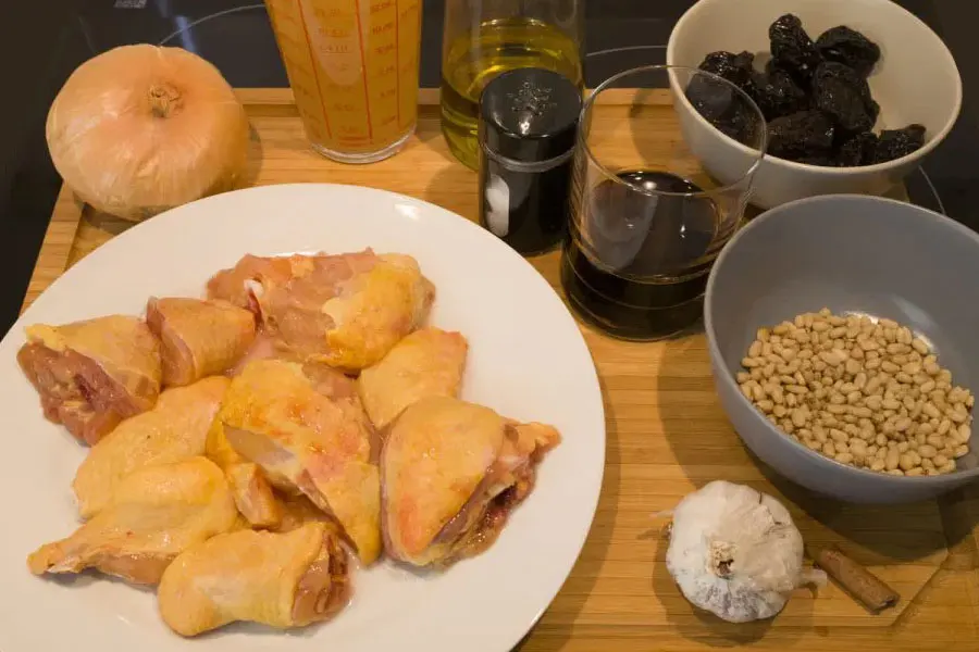 Foto 2 Pollo a la catalana (receta tradicional con picada)